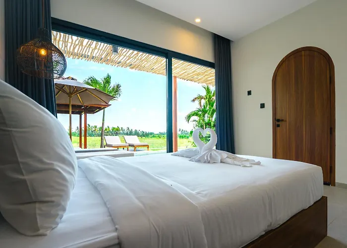 3br With Rice Field View & Private Pool Near Canggu