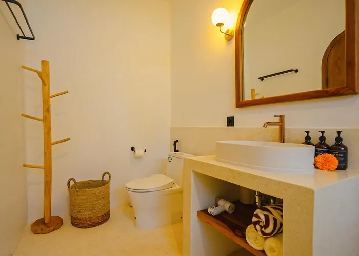 Сasa de vacaciones 3br With Rice Field View & Private Pool Near Canggu Denpasar