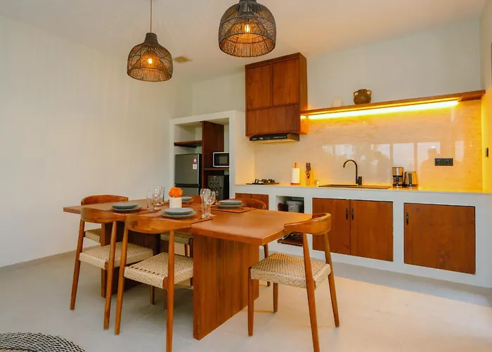 3br With Rice Field View & Private Pool Near Canggu Сasa de vacaciones *