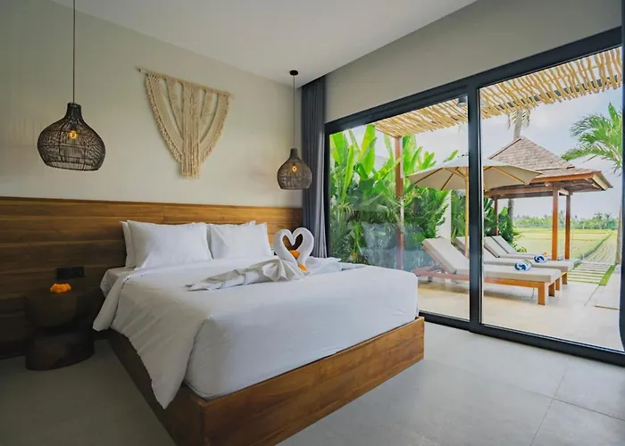 3br With Rice Field View & Private Pool Near Canggu Vakantiehuis Denpasa