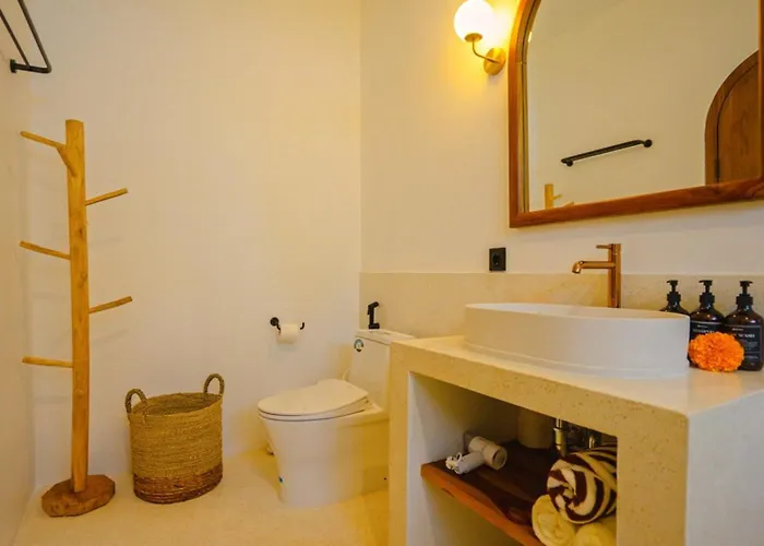 3br With Rice Field View & Private Pool Near Canggu