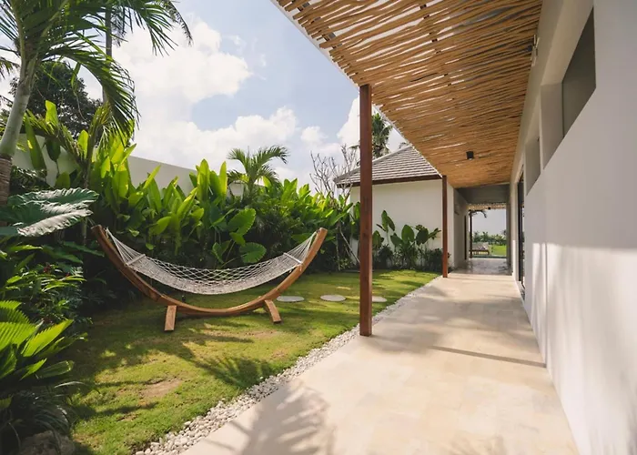 3br With Rice Field View & Private Pool Near Canggu *