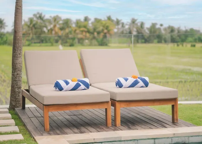 Hébergement de vacances 3br With Rice Field View & Private Pool Near Canggu Denpasar